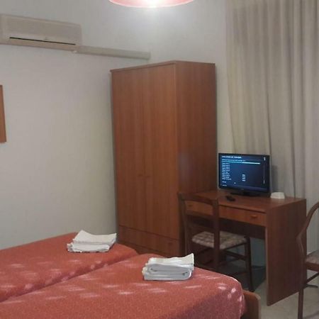 Hotel Svizzero Санджинето Экстерьер фото