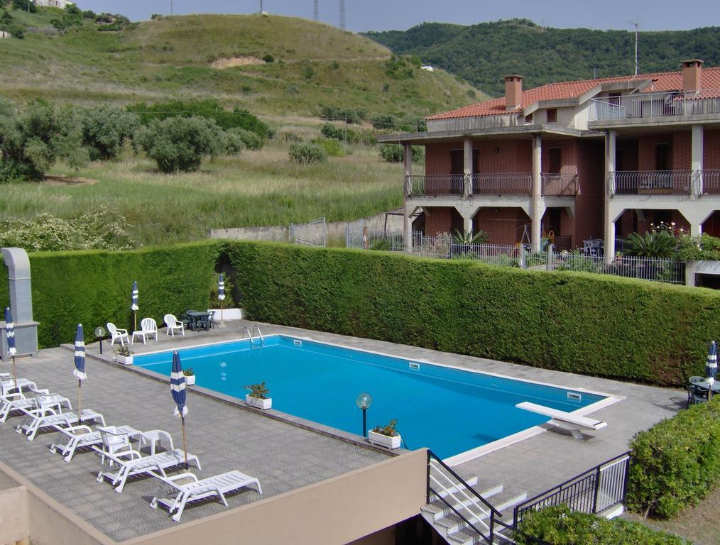 Hotel Svizzero Санджинето Экстерьер фото